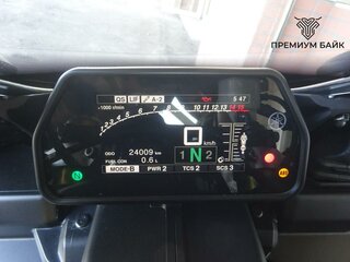 2017 Yamaha YZF-R1M, серебристый, 1617000 рублей, вид 5