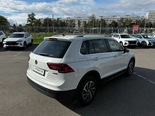 2018 Volkswagen Tiguan II, белый, 2810000 рублей, вид 5