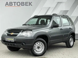2018 Chevrolet Niva I Рестайлинг, серый, 678000 рублей, вид 1