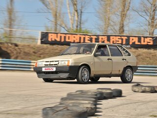 1988 Lada (ВАЗ) 2109, бежевый, 220000 рублей, вид 1
