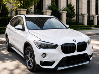 2017 BMW X1 28i sDrive II (F48), белый, 2030000 рублей, вид 1