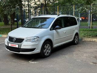 2009 Volkswagen Touran EcoFuel I Рестайлинг, белый, 600000 рублей, вид 1