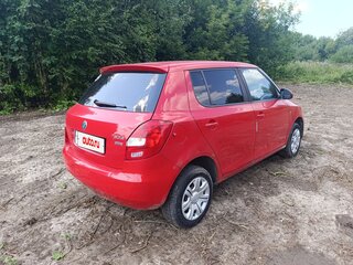 2013 Skoda Fabia II Рестайлинг, красный, 450000 рублей, вид 3