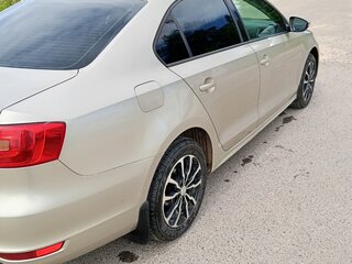 2013 Volkswagen Jetta VI, золотистый, 800000 рублей, вид 4