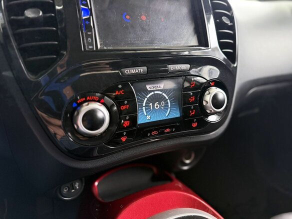 2012 Nissan Juke I, белый - вид 13