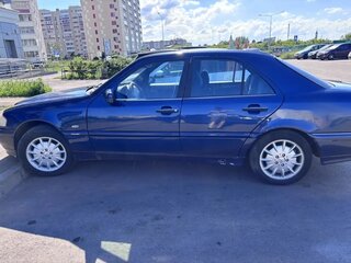 1997 Mercedes-Benz C-Класс 180 I (W202) Рестайлинг, синий, 265000 рублей, вид 4