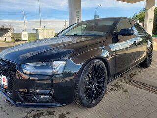 2012 Audi A4 IV (B8) Рестайлинг, чёрный, 999999 рублей, вид 1