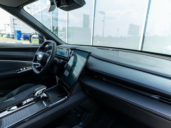2026 Geely Cityray, серебристый, 2909990 рублей - вид 32