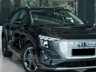 2024 Audi Q5 e-tron 40, серый, 4830000 рублей, вид 2