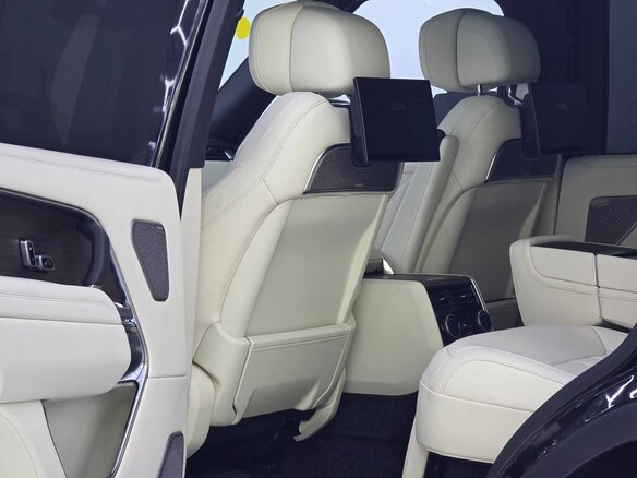 2026 Land Rover Range Rover D350 MHEV Long V, чёрный, 24200000 рублей - вид 10