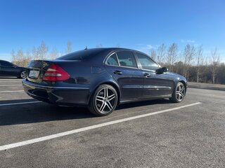 2004 Mercedes-Benz E-Класс 320 III (W211, S211), синий, 940000 рублей, вид 4