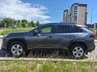 2019 Toyota RAV4 V (XA50), серый, 3100000 рублей, вид 5