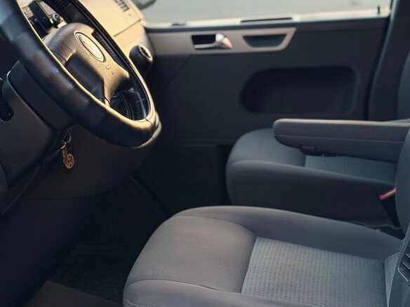 2007 Volkswagen Multivan T5, серебристый - вид 26