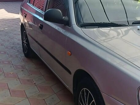 2005 Hyundai Accent ТагАЗ II, серебристый, 620000 рублей, вид 5