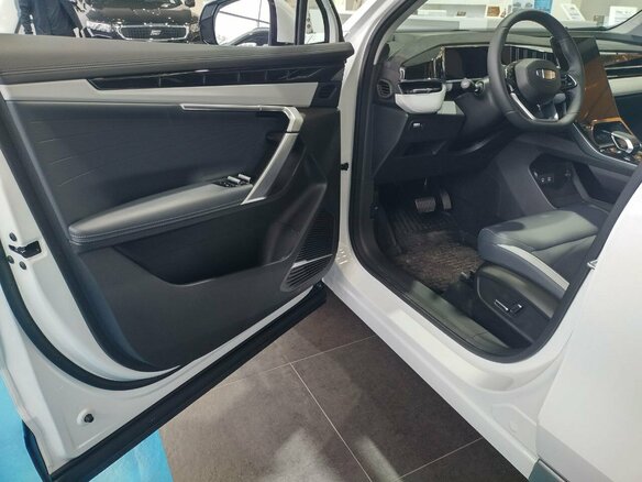 2026 Geely Atlas II, белый - вид 17