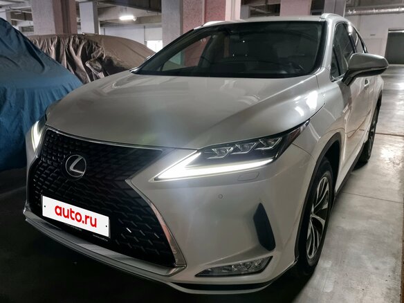 2021 Lexus RX 300 IV Рестайлинг, белый, 4850000 рублей - вид 19
