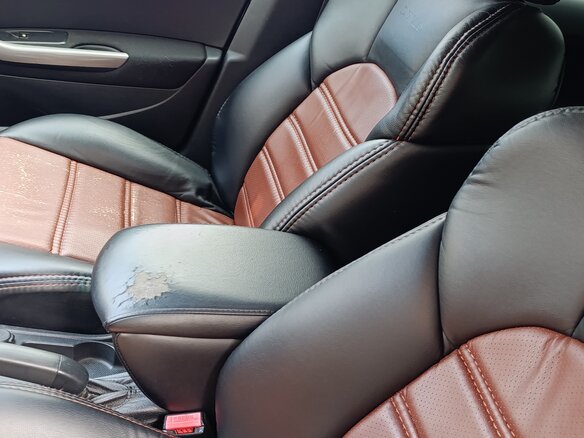 2010 Peugeot 308 I, серый, 330000 рублей - вид 16