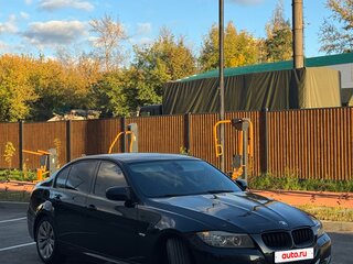 2010 BMW 3 серии 320i V (E90/E91/E92/E93) Рестайлинг, чёрный, 1000000 рублей, вид 4