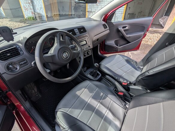 2013 Volkswagen Polo V, красный, 699000 рублей - вид 6