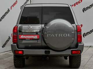 2005 Nissan Patrol V (Y61) Рестайлинг, серый, 1420000 рублей, вид 5