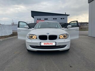 2011 BMW 1 серии 116i I (E81/E82/E87/E88) Рестайлинг, белый, 880000 рублей, вид 2