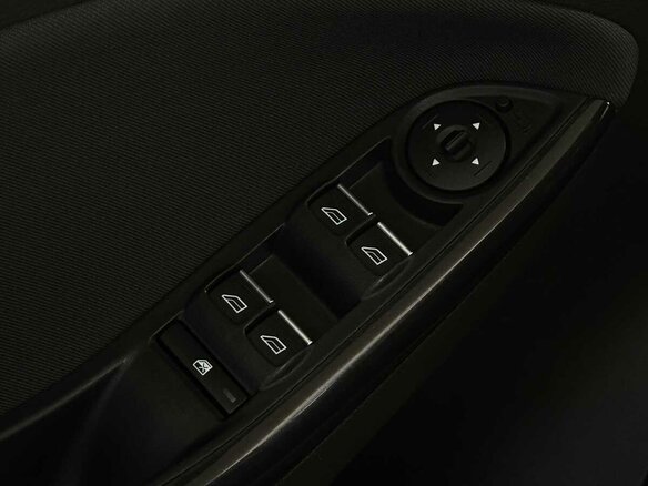2017 Ford Focus III Рестайлинг, серый, 1130000 рублей - вид 9