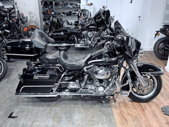 2003 Harley-Davidson Electra Glide, чёрный, 799000 рублей - вид 2
