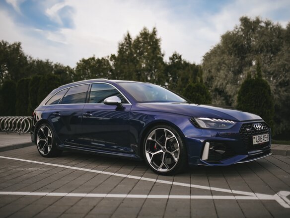 2020 Audi RS 4 IV (B9) Рестайлинг, синий, 5999999 рублей - вид 14