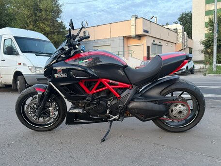 2013 Ducati Diavel, чёрный, 489999 рублей, вид 1