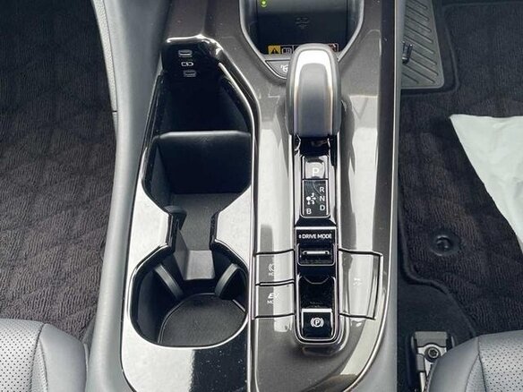 2024 Toyota Crown Sport XVI (S230), серый, 6046084 рублей - вид 11