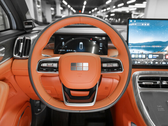 2026 Geely Galaxy M7, серый, 3620000 рублей - вид 15
