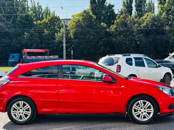 2008 Opel Astra GTC H Рестайлинг, красный - вид 12
