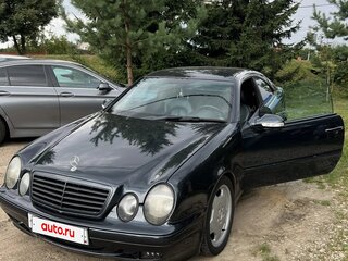 2000 Mercedes-Benz CLK-Класс 200 I (W208) Рестайлинг, чёрный, 600000 рублей, вид 2