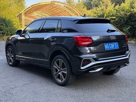 2023 Audi Q2 L 35 TFSI I Рестайлинг, чёрный, 2300000 рублей, вид 4