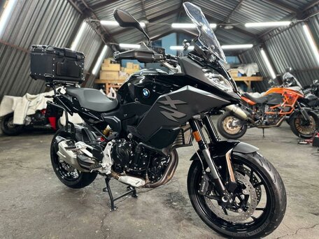 2022 BMW F 900 XR, чёрный, 1050000 рублей, вид 1