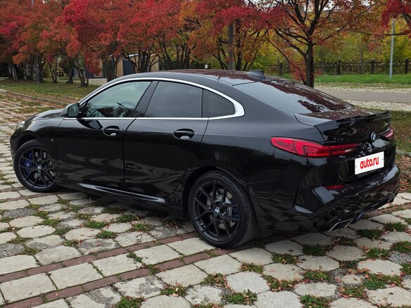 2021 BMW 2 серии Gran Coupe M235i xDrive F44, чёрный, 3680000 рублей - вид 5