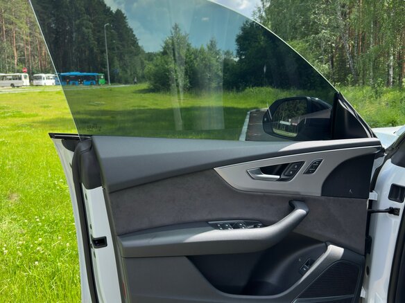 2019 Audi Q8 50 TDI I (4M), белый, 5950000 рублей - вид 25