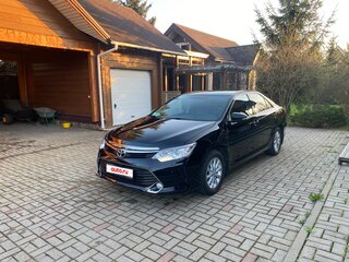 2016 Toyota Camry VII (XV50) Рестайлинг, чёрный, 2320000 рублей, вид 1