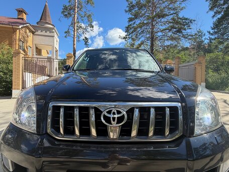 2008 Toyota Land Cruiser Prado 4-speed 120 Series Рестайлинг, чёрный, 3300000 рублей, вид 1