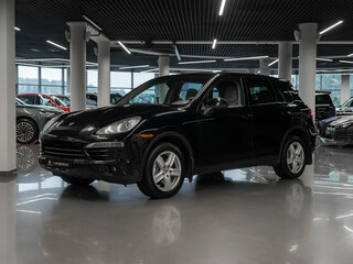 2011 Porsche Cayenne II (958), чёрный, 1895000 рублей, вид 1