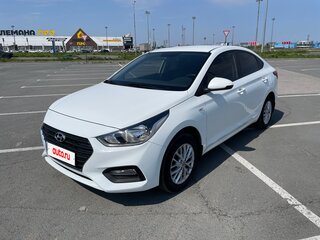 2019 Hyundai Solaris II, белый, 1250000 рублей, вид 4