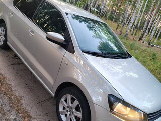 2012 Volkswagen Polo V, серебристый, 709000 рублей, вид 1