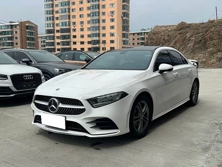 2023 Mercedes-Benz A-Класс 180 Long IV (W177) Рестайлинг, белый, 1970000 рублей, вид 1