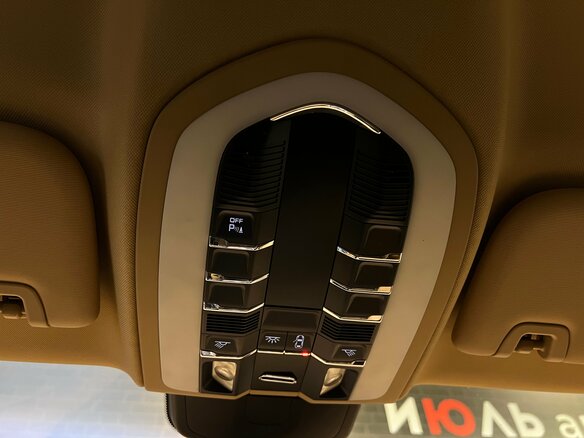 2011 Porsche Panamera 4 I, красный, 2350000 рублей - вид 27