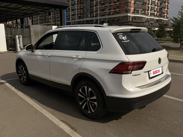 2019 Volkswagen Tiguan II, белый, 2575000 рублей - вид 5