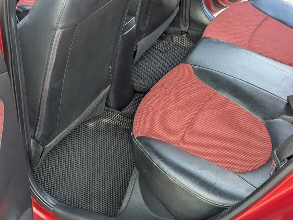 2011 Hyundai Solaris I, красный, 750000 рублей - вид 13