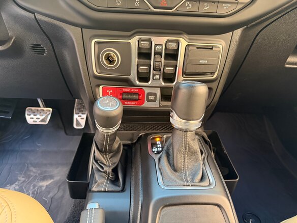 2018 Jeep Wrangler IV (JL), синий - вид 20