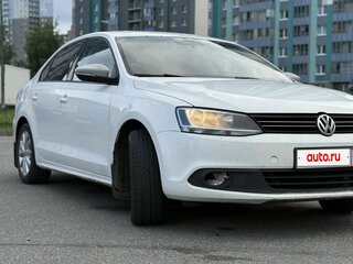 2012 Volkswagen Jetta VI, белый, 585000 рублей, вид 4