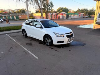 2012 Chevrolet Cruze I, белый, 800000 рублей, вид 2