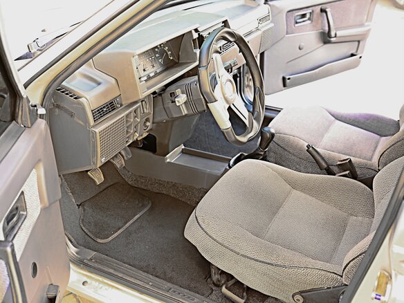 2004 Lada (ВАЗ) 21093i, серебристый, 800000 рублей - вид 6